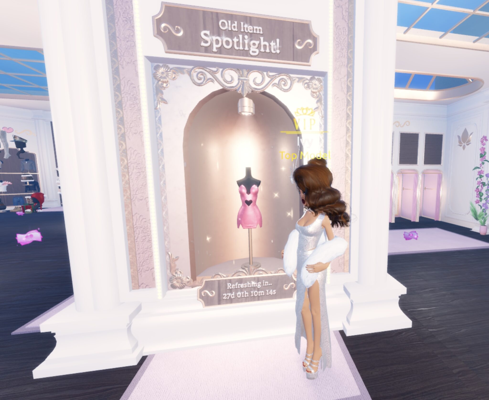 What Happened To The New Item Of The Week In Dress To Impress?
